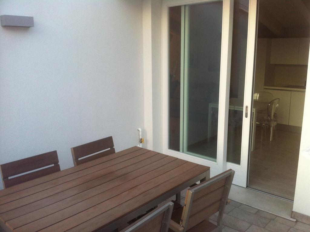 Appartamenti Villa Giulia - Walterigato Apartments Solo Per Famiglie ليدو دي يسولو المظهر الخارجي الصورة
